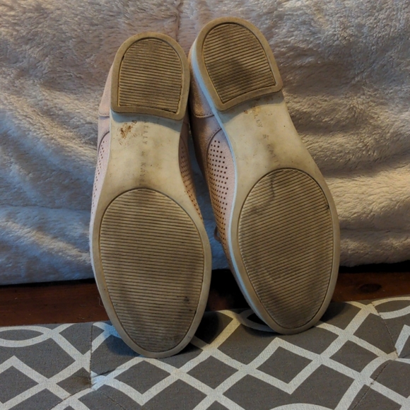 Kelly & Katie Pink Faux Suede Shoes! - Picture 7 of 8